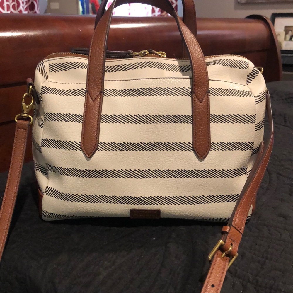 Fossil Sydney Satchel